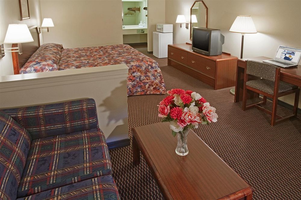 Americas Best Value Inn & Suites Slidell Exteriör bild