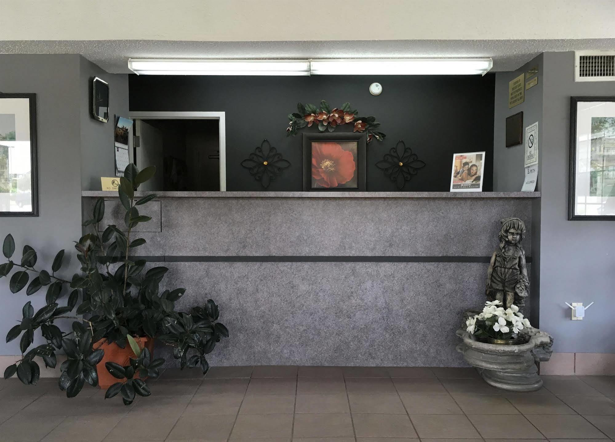 Americas Best Value Inn & Suites Slidell Exteriör bild